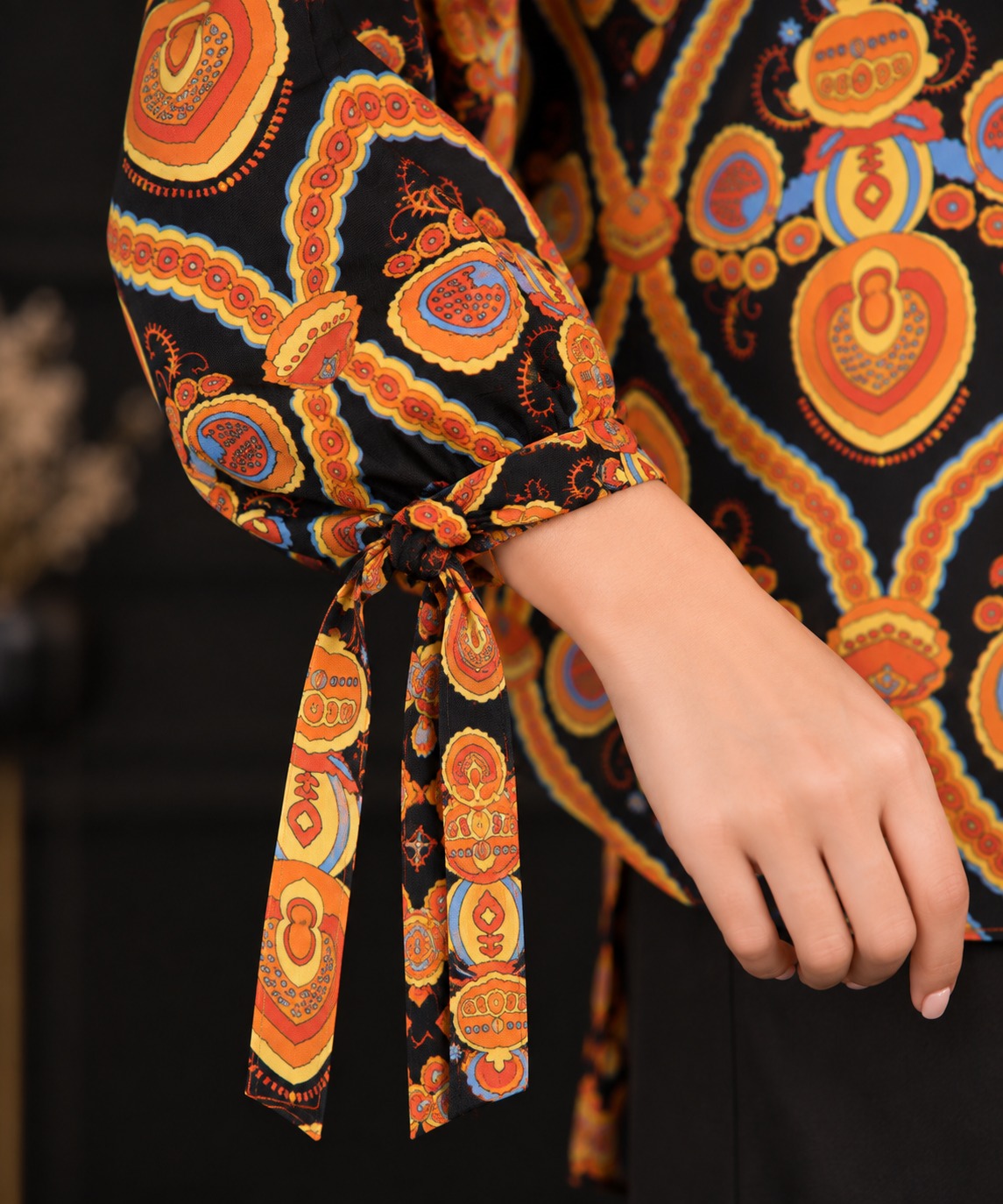 Mahira Medallion Print Shirt Co-ord view 4